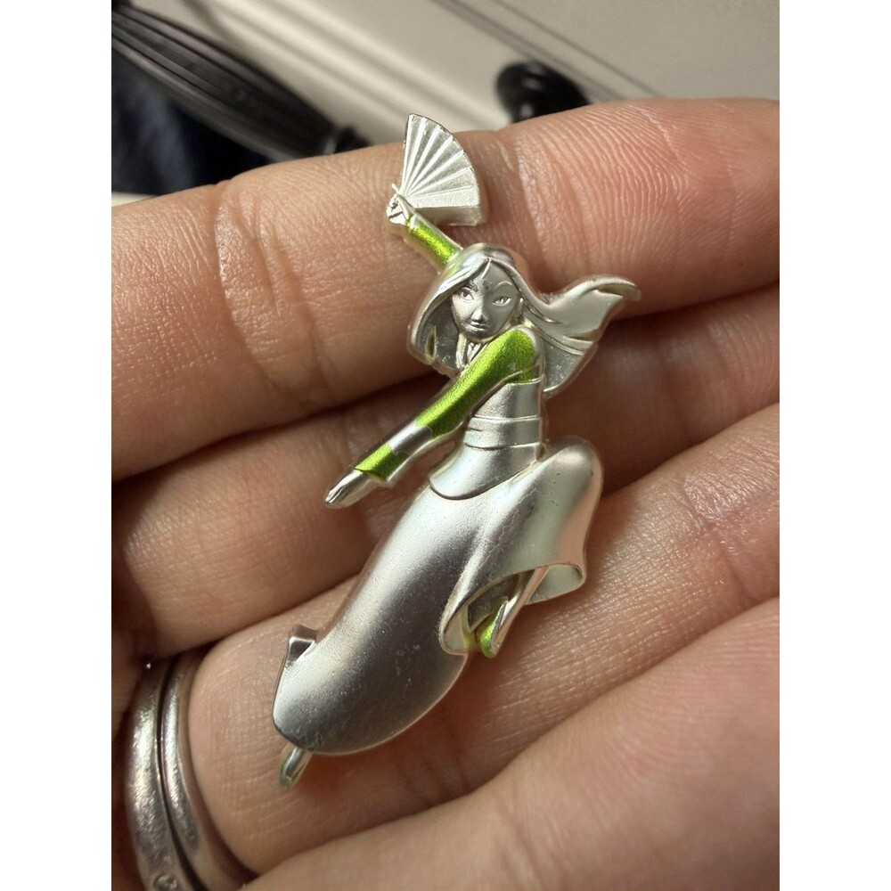 Disney Parks Pin Mulan 100 Years Anniversary Platinum Collection D100